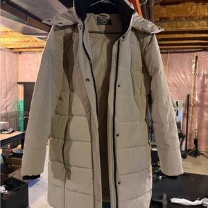 Joe Fresh Women's Beige Puffer Jacket